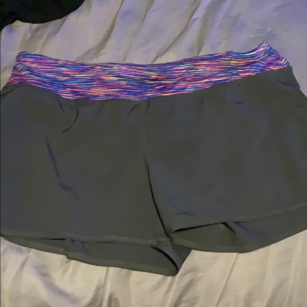 Work out shorts with inside lining